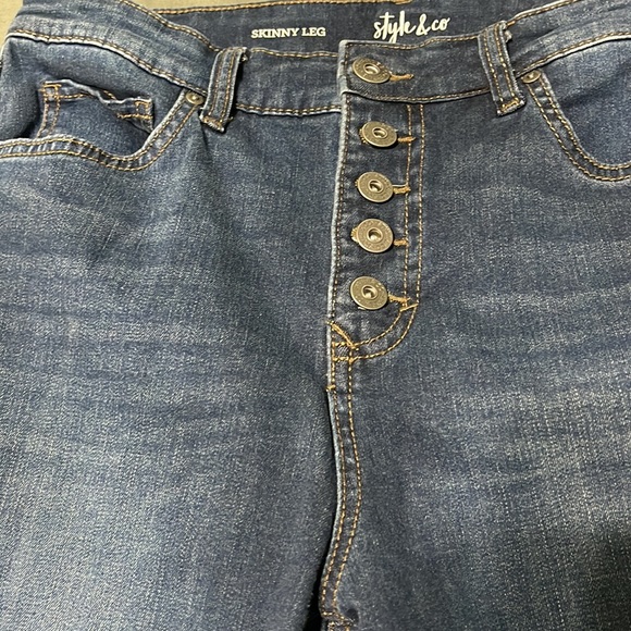 Button up stretch jeans size 8 - Picture 2 of 3